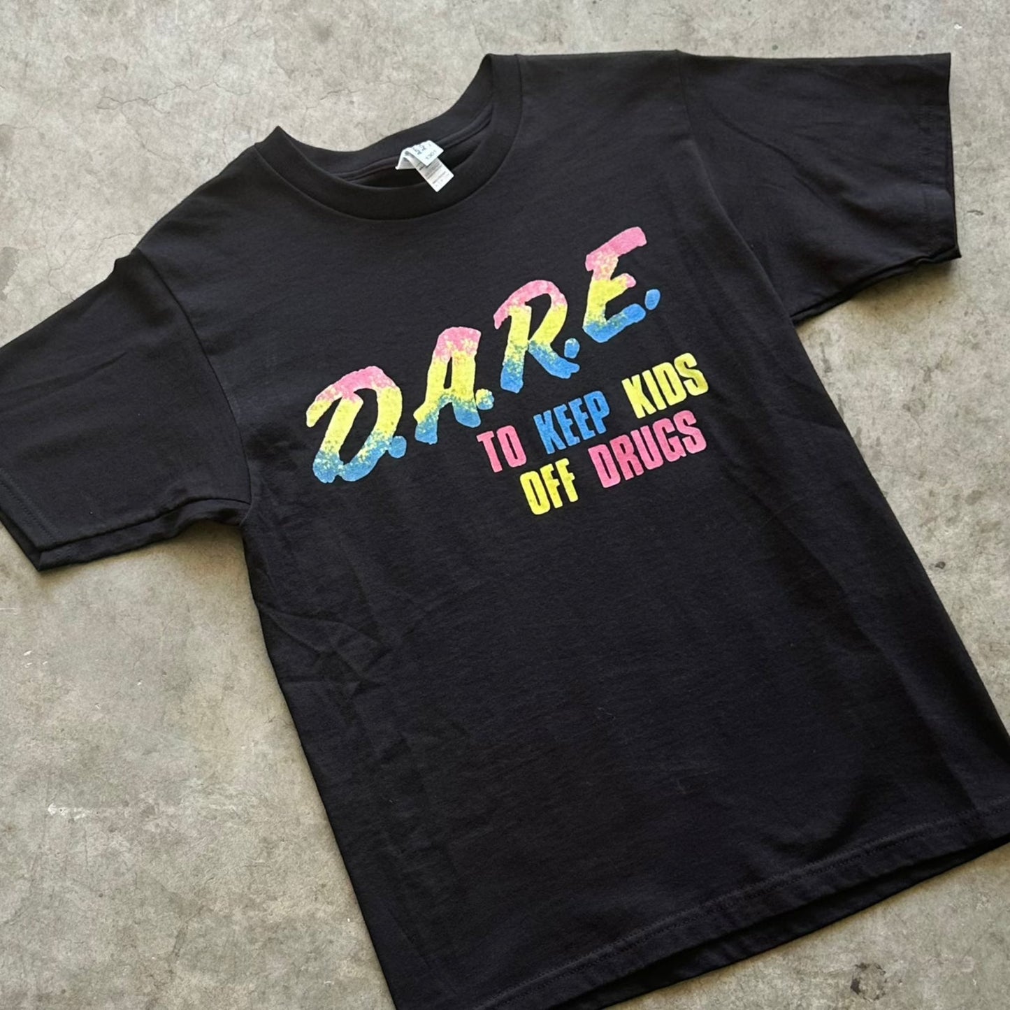 Retro DARE Tee